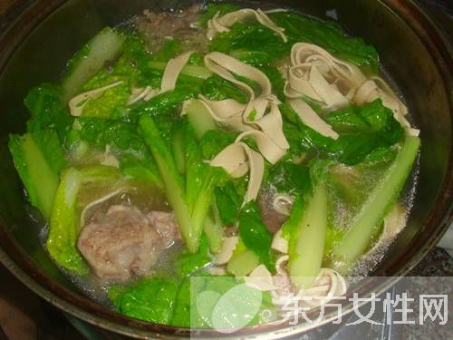 青菜湯的兩大家常做法 這么做不止美味