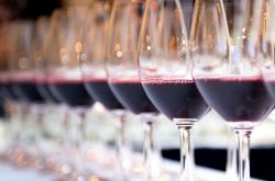 品鑒紅酒時最容易犯的8個錯誤