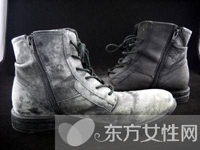 皮鞋發(fā)霉怎么處理 兩大方法教你應(yīng)對皮鞋發(fā)霉