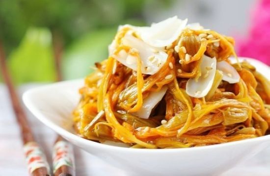 黃花菜的做法 黃花菜的營(yíng)養(yǎng)價(jià)值有哪些