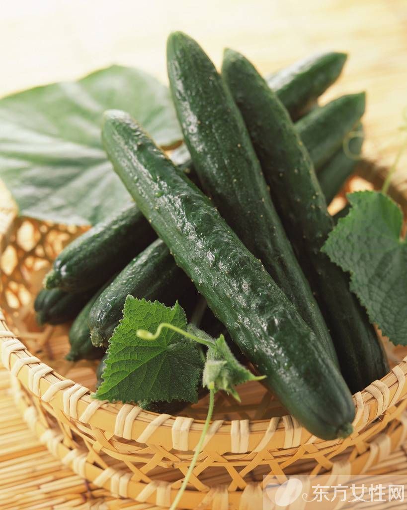 皮膚被曬黑了怎么辦 10個(gè)方法讓你快速白回來