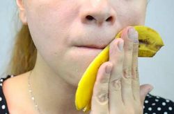 香蕉皮美容的功效與作用 這些DIY香蕉皮面膜很贊哦