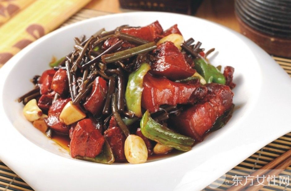 野蕨菜的營養(yǎng)價(jià)值 這些美味做法你嘗試過嗎