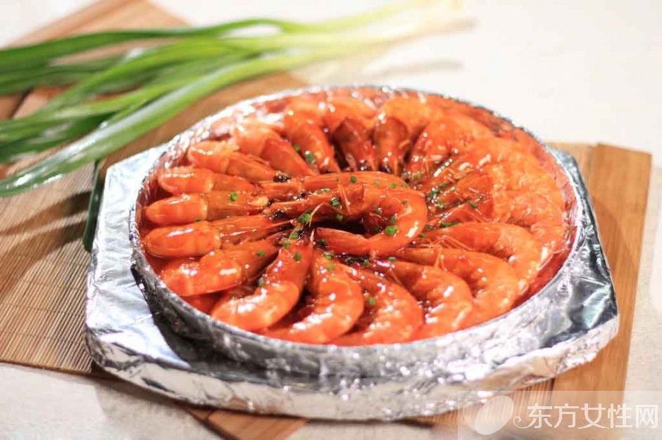 蝦和什么不能一起吃 出現(xiàn)這些反應(yīng)一定要及時(shí)就醫(yī)