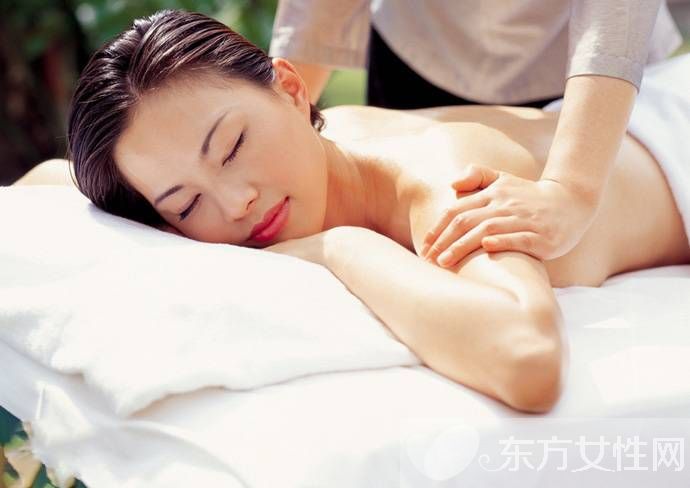 經(jīng)絡(luò)穴位養(yǎng)生法 常按這些穴位能延年益壽哦