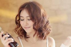 夏天皮膚出油怎么辦 遠(yuǎn)離護(hù)膚誤區(qū)做清爽女生