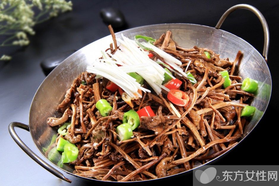 茶樹菇煲雞湯的做法 茶樹菇還可以搭配這些美味