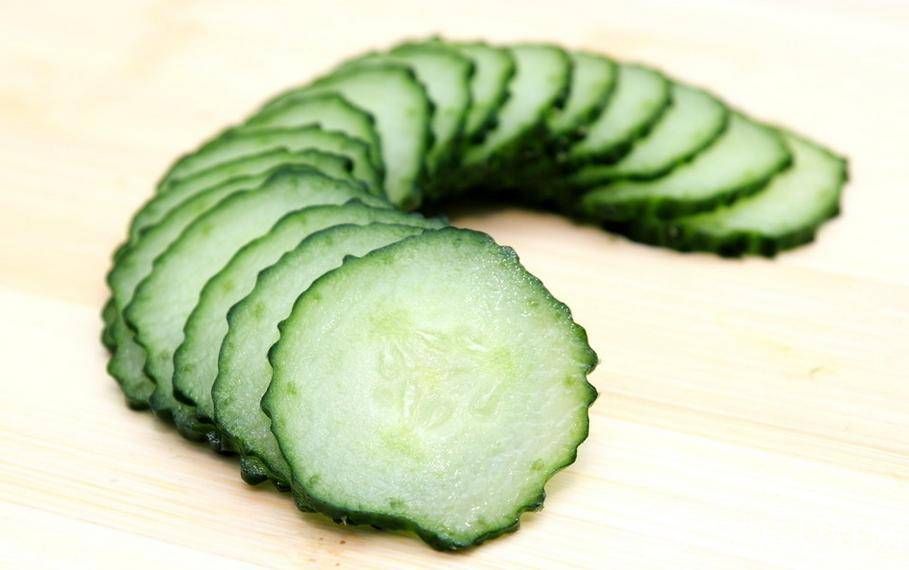 貼黃瓜片的好處有哪些 方法不對(duì)小心適得其反