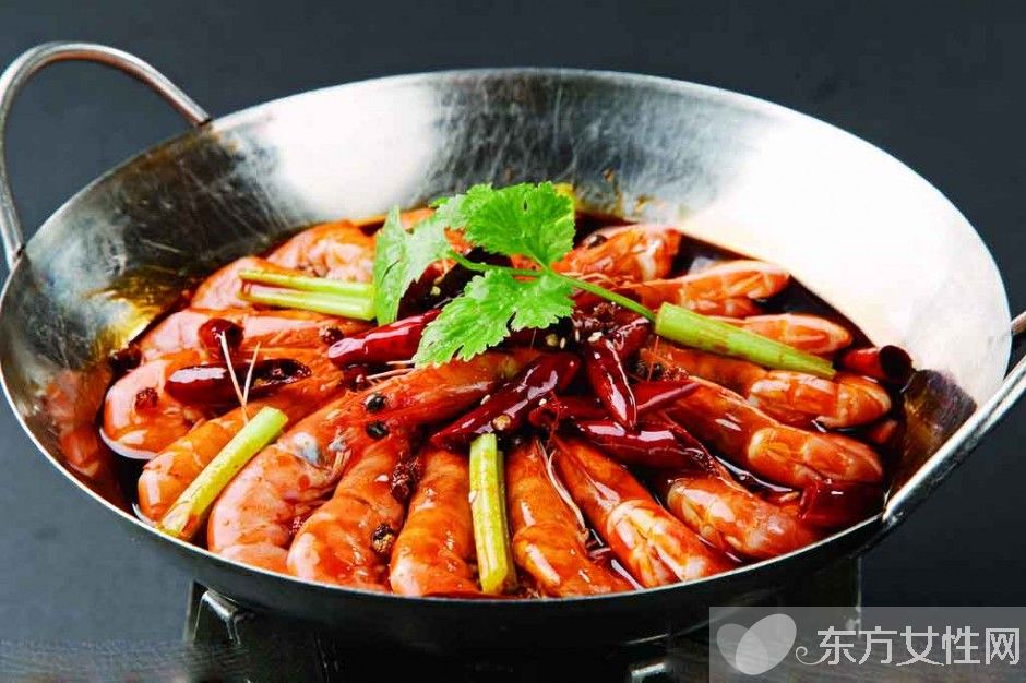 蝦和什么不能一起吃 出現(xiàn)這些反應(yīng)一定要及時(shí)就醫(yī)