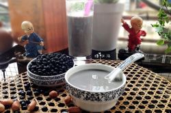 喝黑豆?jié){的好處 黑豆?jié){的一些飲食禁忌需注意哦