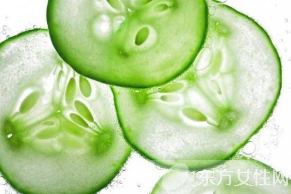 貼黃瓜片的好處有哪些 方法不對(duì)小心適得其反