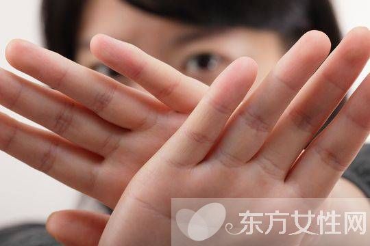 手指麻痹是怎么回事 手指發(fā)麻警惕四種病