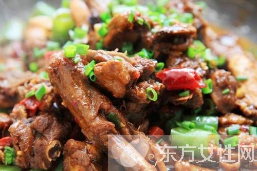 健康飲食菜譜 夏天一日三餐應(yīng)該怎么吃