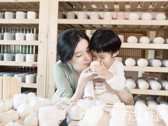 韓國(guó)演員李英愛 家庭才是女人的歸宿