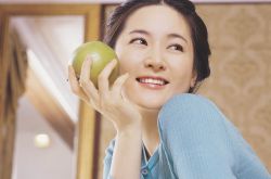 韓國(guó)演員李英愛(ài) 家庭才是女人的歸宿