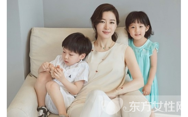 韓國(guó)演員李英愛 家庭才是女人的歸宿