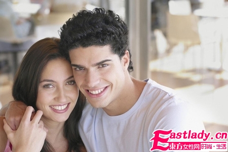 小三是問題妻子的折射鏡