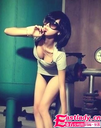 饑渴女上司公然對(duì)我性騷擾