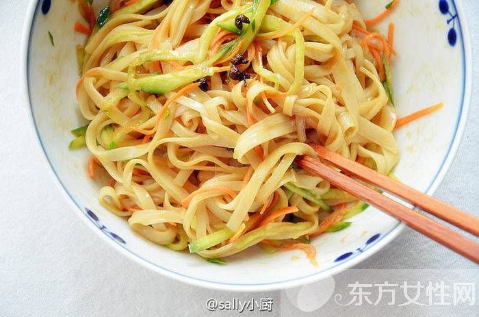 涼拌面的家常做法 讓美味停不下來