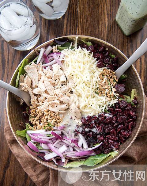 不用20分鐘就能搞定的10款果蔬沙拉 趕緊get