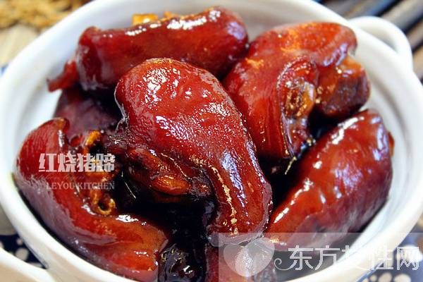 正宗紅燒豬蹄做法 紅亮軟糯美味又營養(yǎng)