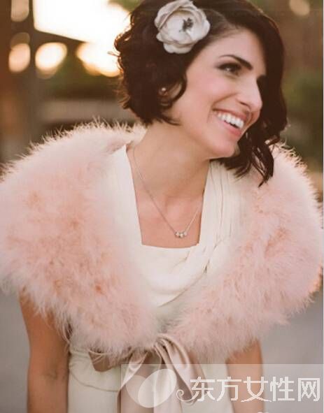 短發(fā)新娘造型也很美 不信你瞧瞧