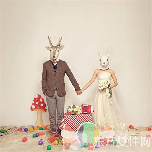 可愛童話風(fēng)婚紗照賞析 婚紗禮服應(yīng)該怎么選