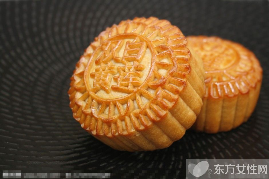 月餅的傳統(tǒng)做法介紹 你知道月餅的由來嗎