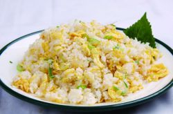 6大訣竅教你雞蛋炒飯?jiān)趺醋鲎詈贸? / data-wP94=