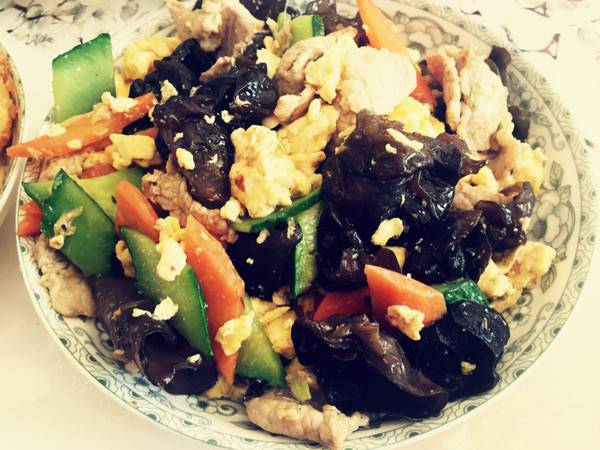 6款木耳做法及食用禁忌 排毒養(yǎng)顏治貧血