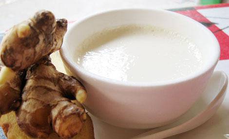 廣東風味小吃姜撞奶的制作方法 簡單易學益處多