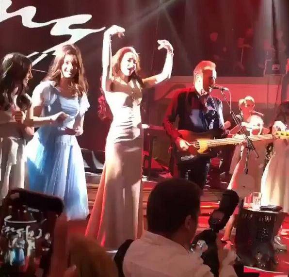 史上最 壕 婚禮現(xiàn)場曝光 新娘剛剛讀大一