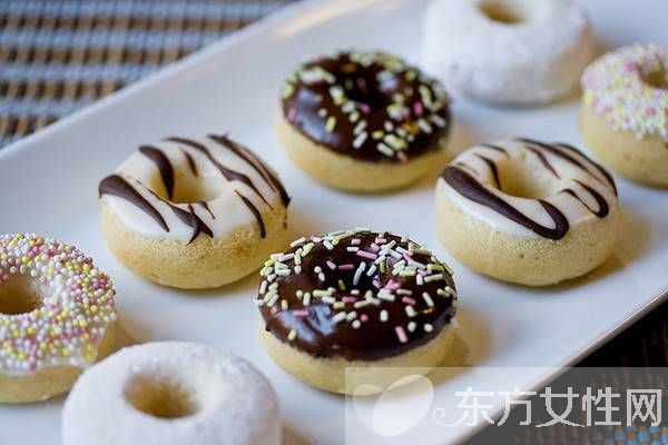 分享甜甜圈的做法步驟 甜甜圈的4小竅門(mén)你了解嗎