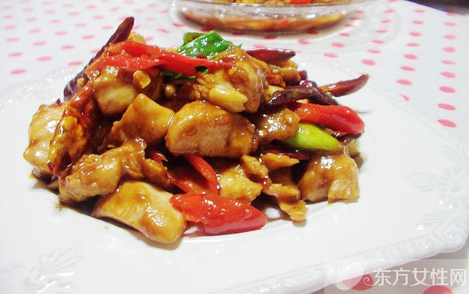六大步驟輕松掌握美味佳肴宮保雞丁的家常做法