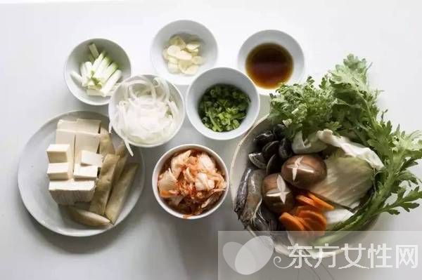 韓式泡菜海鮮鍋 誰說不能一個(gè)人吃火鍋