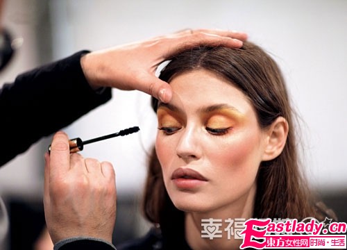 冬日活力新娘煙熏妝——橙色最新鮮