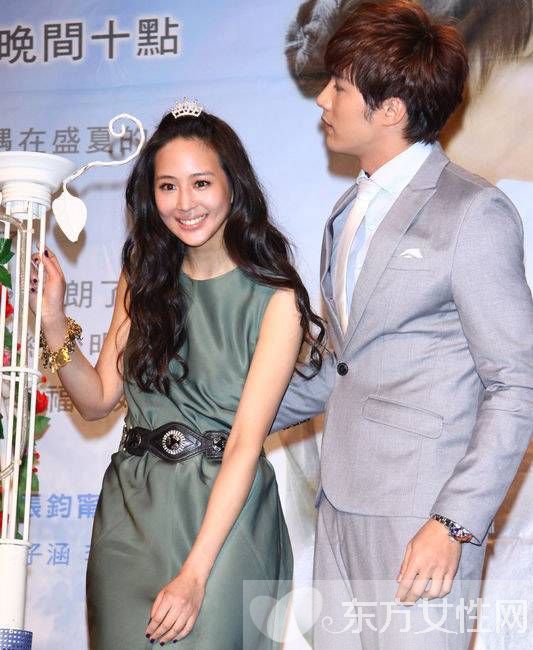 賀軍翔女友背景資料曝光 揭賀軍翔為何拋棄機(jī)車女