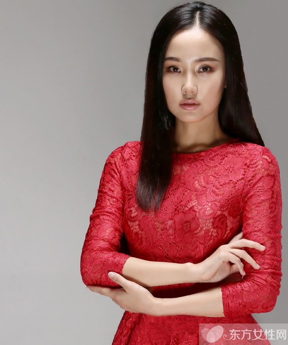 黃齡和老公的生活照曝光 黃齡家庭背景個人資料