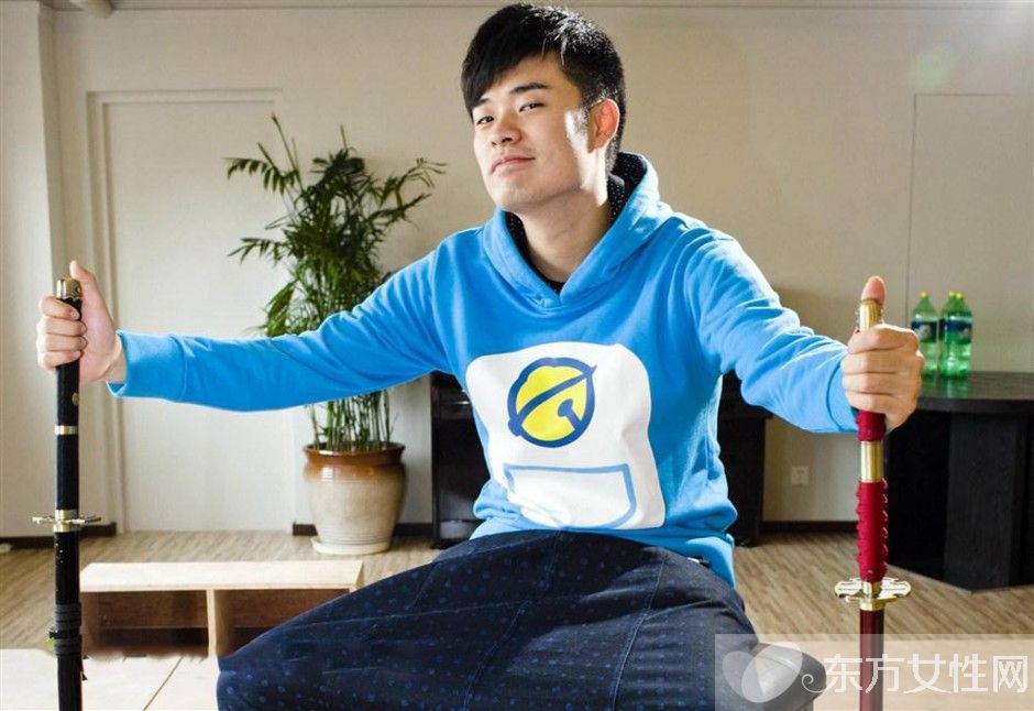 鄧家佳清空微博取消關(guān)注 原因竟是為了這個