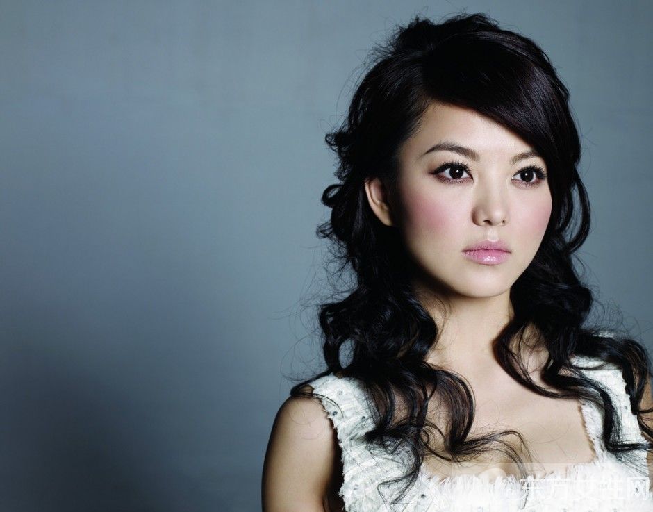 angela爸爸王岳倫個人資料 李湘怒斥婚變傳聞