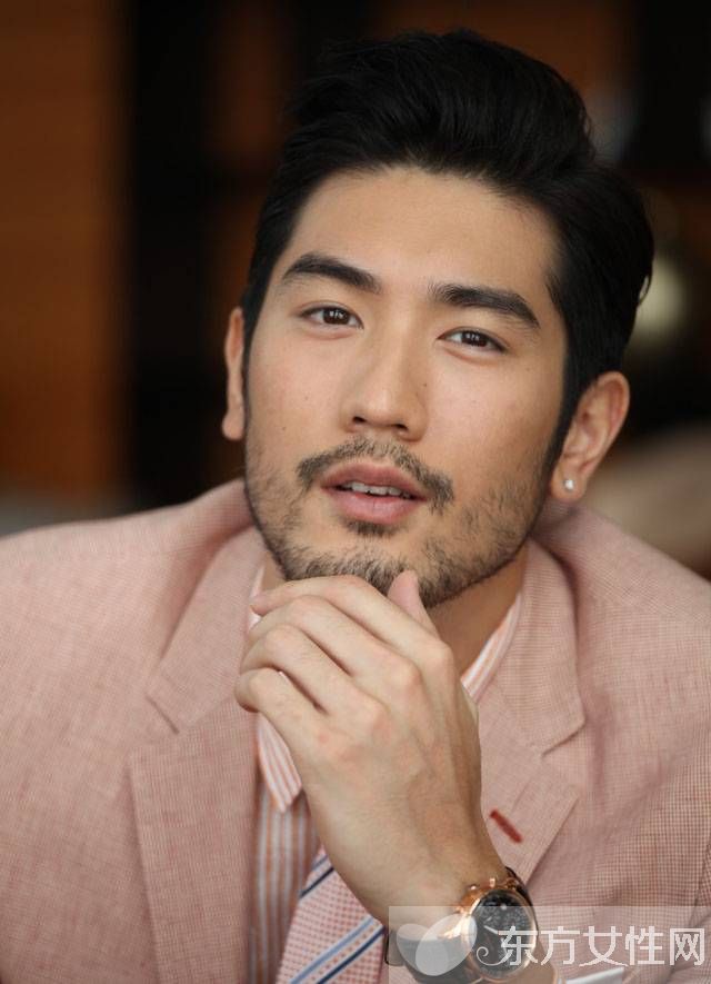 高以翔女友是蔡依林嗎 高以翔家庭背景個人資料