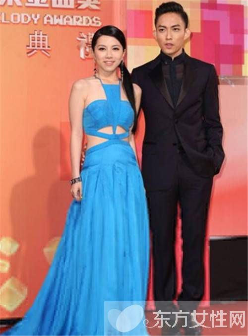 鄧紫棋張杰真的有一腿 曝鄧紫棋張杰接吻照