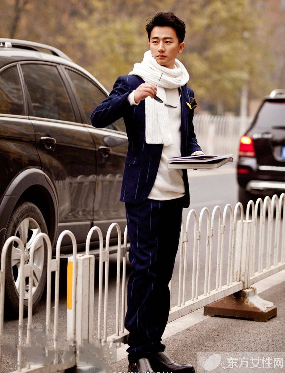 黃軒胡杏兒的婚紗照怎么回事 黃軒背景個人資料