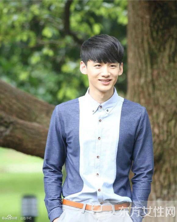 白敬亭的女朋友個人資料 自曝初吻經(jīng)歷驚倒粉絲