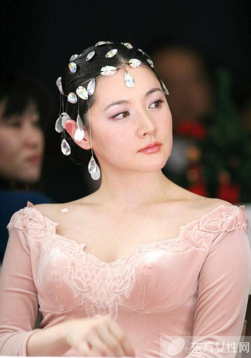 李英愛(ài)龍鳳胎兒女近照曝光 韓裔美國(guó)丈夫家底驚人