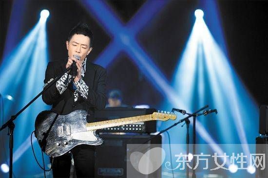 beyond吉他手黃貫中個人資料 沒有七彩祥云卻娶了 紫霞仙子