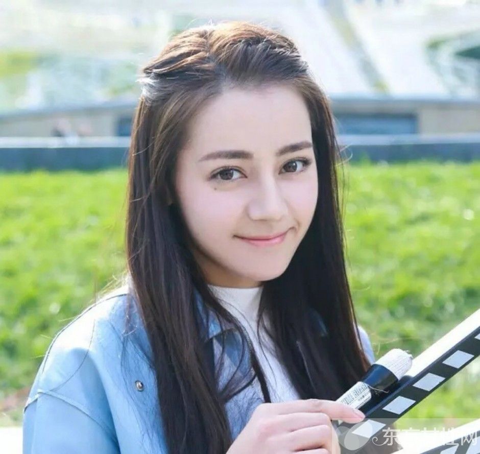 女神迪麗熱巴的男朋友是誰 陳偉霆李易峰紛紛躺槍