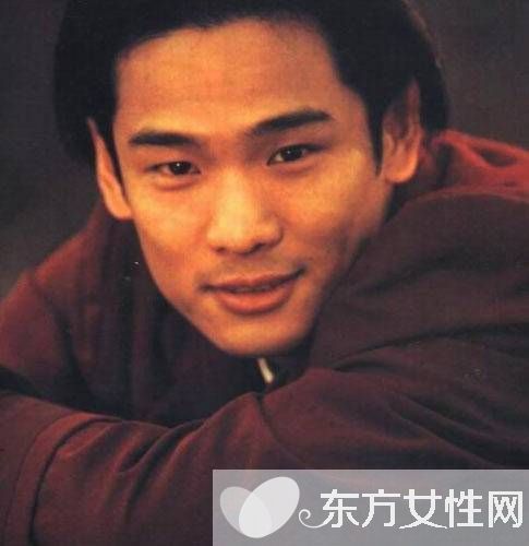 杜德偉迎娶26歲小女友 梁朝偉鐘鎮(zhèn)濤等巨星紛紛到場(chǎng)助陣