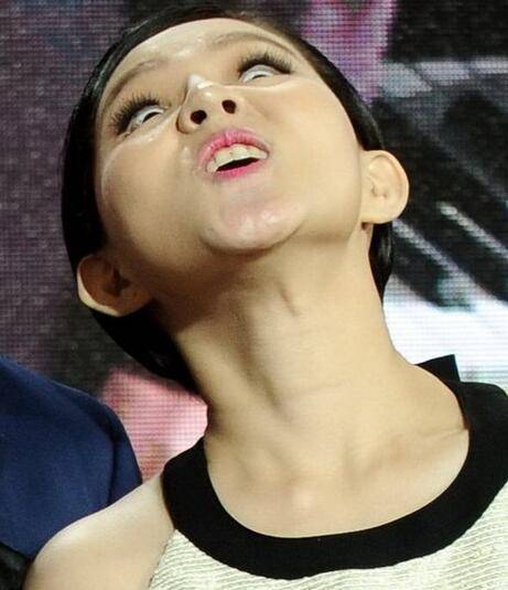 謝依霖身高體重多少 揭為什么被叫Hold住姐