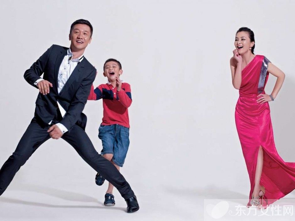 黃志忠現(xiàn)任老婆柯藍(lán)資料 黃志忠前妻何音稱(chēng)還是好朋友